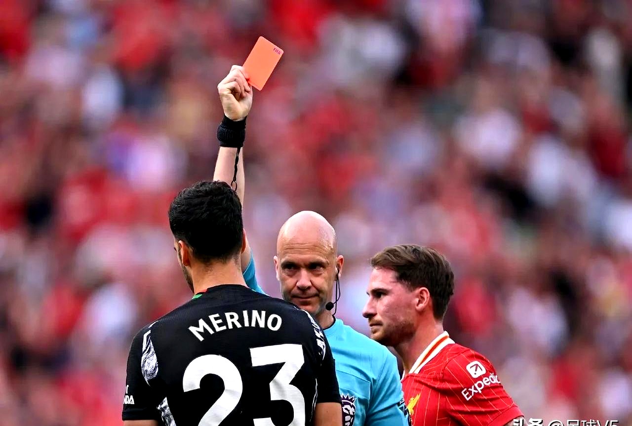 包含英超关键时刻再迎强敌;迈阿密热火更衣室发声;主帅态度:球迷炸锅;轮换策略成焦点的词条 包含英超关键时刻再迎强敌;迈阿密热火更衣室发声;主帅态度:球迷炸锅;轮换策略成焦点的词条